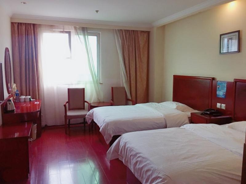 הוינאן Greentree Inn Shanghai Pudong Airport Wild Animal Park Express Hotel מראה חיצוני תמונה