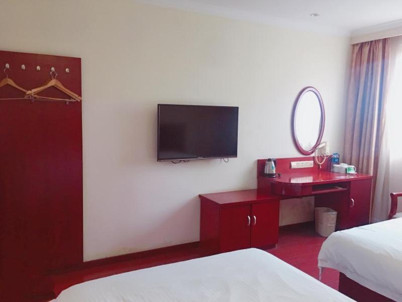 הוינאן Greentree Inn Shanghai Pudong Airport Wild Animal Park Express Hotel מראה חיצוני תמונה