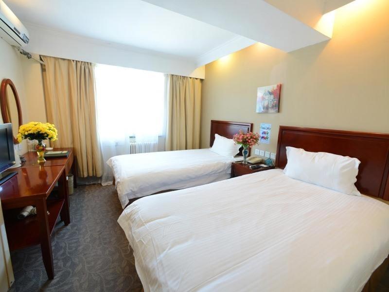 הוינאן Greentree Inn Shanghai Pudong Airport Wild Animal Park Express Hotel מראה חיצוני תמונה